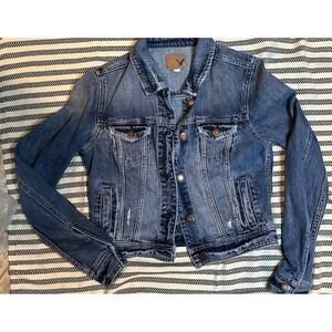 American‎ Eagle Outfitters Denim Jacket Blue Distressed Trucker Style Womens S